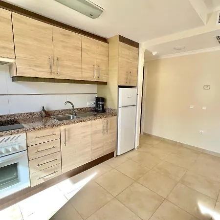 Apartment 2 Bedrooms In Larimar *